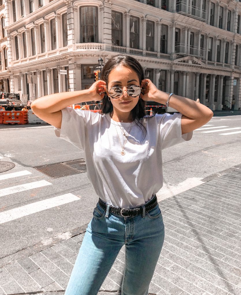 5 ways to style a white tee