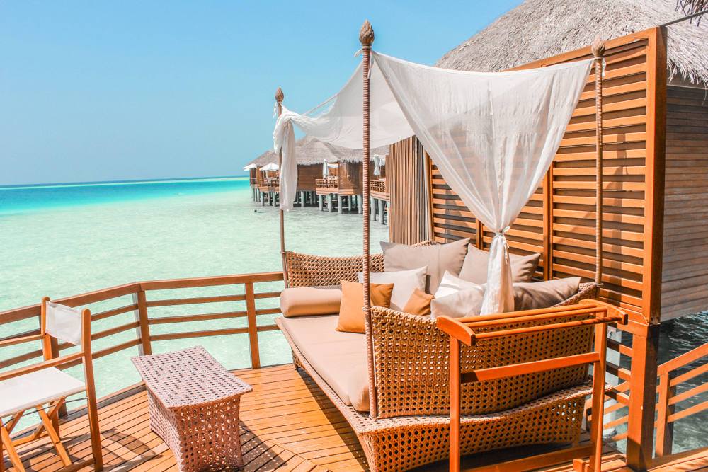 where to stay maldives