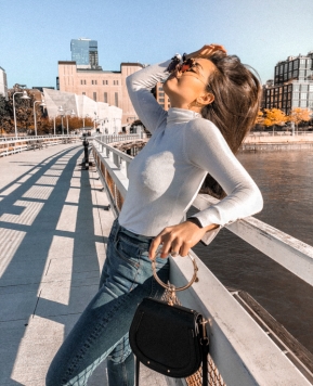 3 Simple White Turtleneck Outfits For Fall/Winter