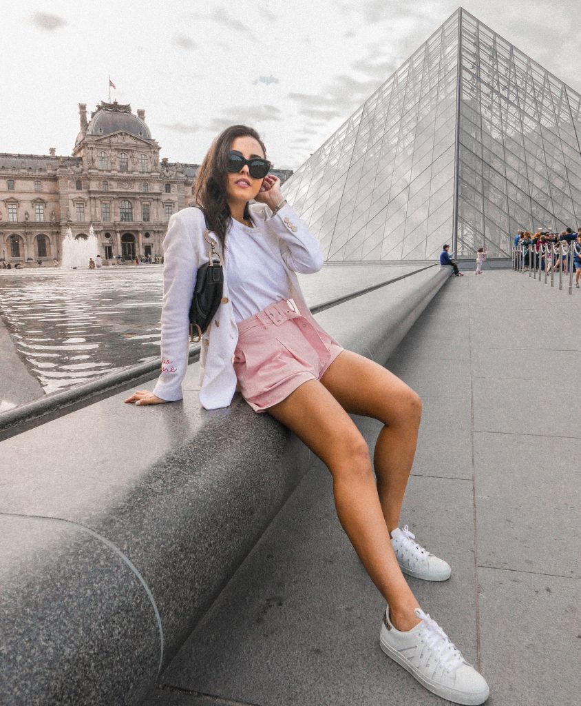 louve museum paris instagrammable