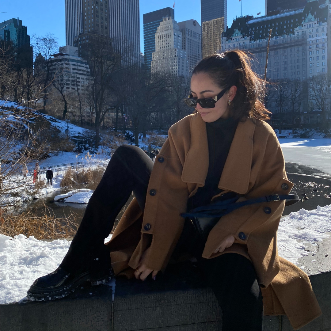 NYC Winter Outfit Inspirations You Need in 2022 - The Ultimate Guide -