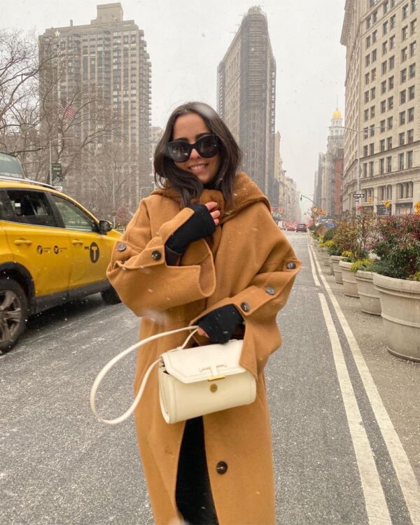NYC Winter Outfit Inspirations You Need in 2023 - The Ultimate Guide